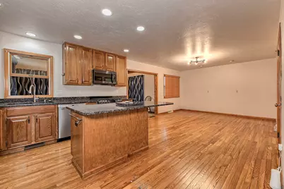 11227 Pershing Drive, North Huntingdon, PA 15642 - Photo 9