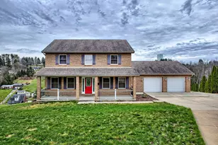 11227 Pershing Dr, North Huntingdon, PA 15642 - Photo 1