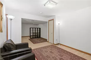 3 Daniel St, Hempfield Township, PA 15601 - Photo 25