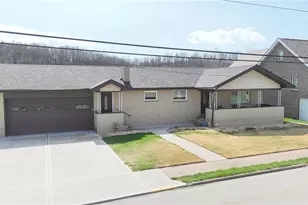 458 Bow St, Stockdale, PA 15483 - Photo 1