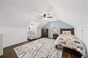 1421 Lakeside Dr, Pittsburgh, PA 15101 - Photo 25