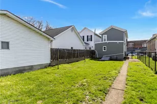 715 5th St, New Brighton, PA 15066 - Photo 25