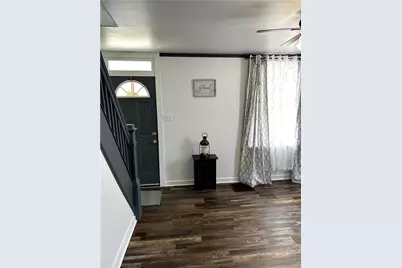 512 Lowell St, Vandergrift, PA 15690 - Photo 9