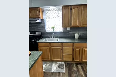 512 Lowell St, Vandergrift, PA 15690 - Photo 15