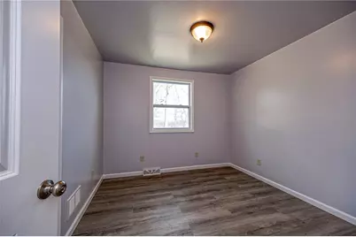 910 Burton Avenue, Youngwood, PA 15697 - Photo 13