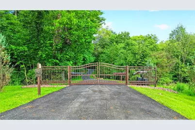 132 Twin Oaks Ln, Penn Twp, PA 15085 - Photo 49