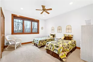 132 Twin Oaks Ln, Penn Twp, PA 15085 - Photo 39