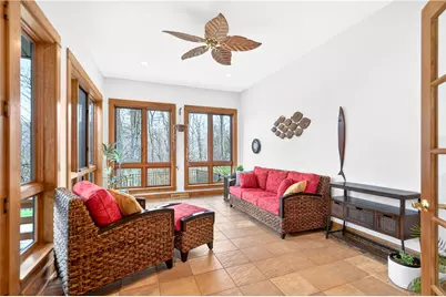 132 Twin Oaks Ln, Penn Twp, PA 15085 - Photo 15