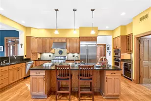 132 Twin Oaks Ln, Penn Twp, PA 15085 - Photo 13