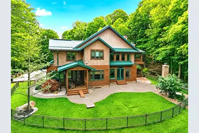 132 Twin Oaks Ln, Penn Twp, PA 15085 - Photo 3