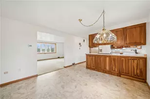 110 Winfield Cir, Hempfield Township, PA 15601 - Photo 11