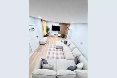 1662 McFarland Rd, Pittsburgh, PA 15216 - Photo 3