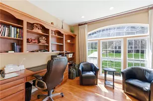 153 Hunter Dr, Cranberry Township, PA 16066 - Photo 5