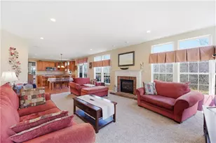 153 Hunter Dr, Cranberry Township, PA 16066 - Photo 17
