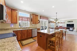 153 Hunter Dr, Cranberry Township, PA 16066 - Photo 11