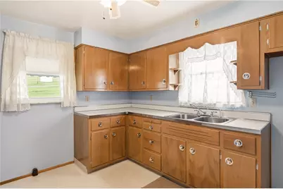 2261 Indian Head Rd, Saltlick Township, PA 15622 - Photo 11