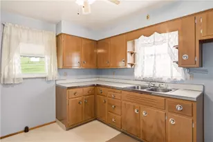 2261 Indian Head Rd, Saltlick Township, PA 15622 - Photo 11