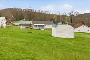 2261 Indian Head Rd, Saltlick Township, PA 15622 - Photo 27