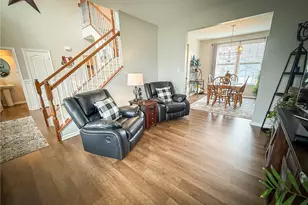 101 Hare Ct, Forward Township, PA 16033 - Photo 3