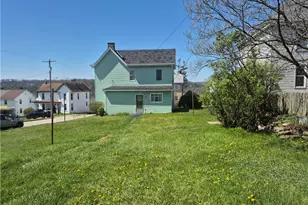 1537 Poplar St, South Greensburg Boro, PA 15601 - Photo 3