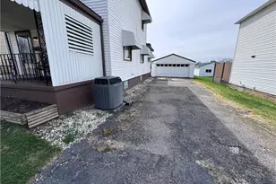 1134 Strawn Ave, New Kensington, PA 15068 - Photo 7