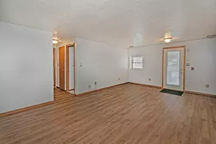 2750 Iowa Dr, Lower Burrell, PA 15068 - Photo 3