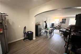 422 Mill St, Coraopolis, PA 15108 - Photo 1