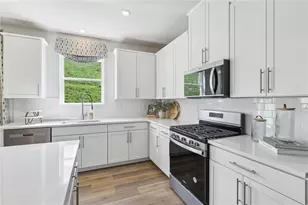 223 Rolling Ml Ln, Jefferson Hills, PA 15332 - Photo 7