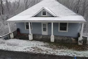 500 Pointview Rd, Pittsburgh, PA 15227 - Photo 1