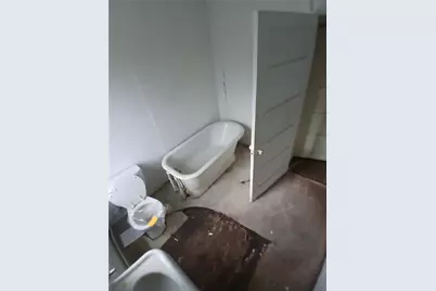 500 Pointview Rd, Pittsburgh, PA 15227 - Photo 3