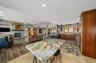 150 Holsing Ln, Frazer, PA 15084 - Photo 11