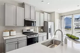 141 River Rdg Dr, Moon/Crescent Twp, PA 15108 - Photo 11