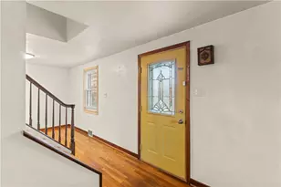 202 Melrose Pl, Pittsburgh, PA 15241 - Photo 5