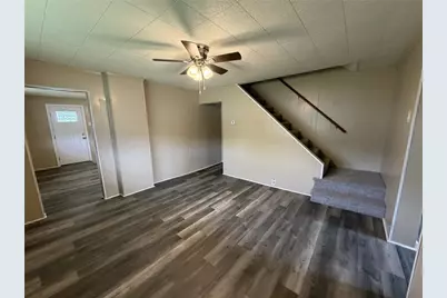 1156 Eisenhower Dr, West Deer, PA 15076 - Photo 9