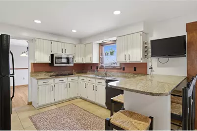 5118 Frich Dr, Pittsburgh, PA 15227 - Photo 9