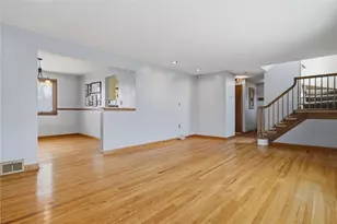 5118 Frich Dr, Pittsburgh, PA 15227 - Photo 7