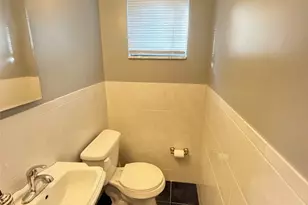 5118 Frich Dr, Pittsburgh, PA 15227 - Photo 15