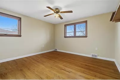 5118 Frich Dr, Pittsburgh, PA 15227 - Photo 21