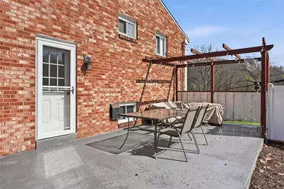 106 Longmount Dr, Ross Twp, PA 15214 - Photo 31