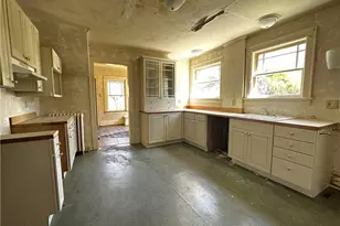 919 Oak St, Indiana Boro, PA 15701 - Photo 9