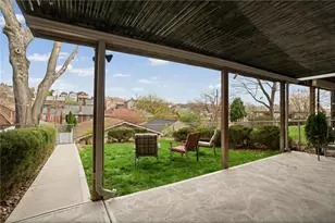 221 Hallock St, Pittsburgh, PA 15211 - Photo 39