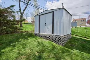1416 Senior Dr, Pittsburgh, PA 15227 - Photo 35