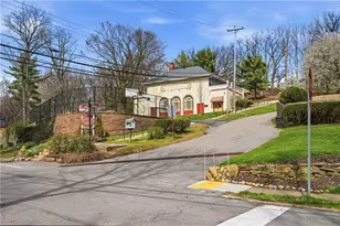 310 Kings Hwy, Rosslyn Farms, PA 15106 - Photo 27