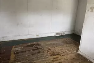 213 Leech Ave, Conemaugh-Yough Townships, PA 15681 - Photo 11