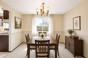 1637 Queens Dr, South Park, PA 15129 - Photo 5