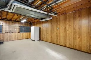 1637 Queens Dr, South Park, PA 15129 - Photo 29