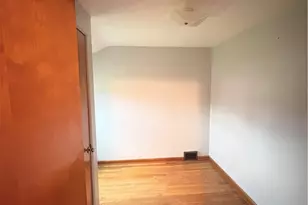 1114 Cascade Dr, Homestead, PA 15120 - Photo 15