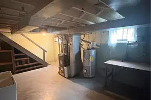 1114 Cascade Dr, Homestead, PA 15120 - Photo 17