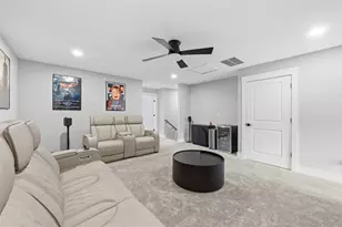 146 Enclave Dr, Seven Fields Boro, PA 16046 - Photo 21