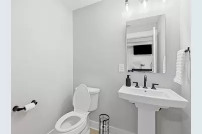 146 Enclave Dr, Seven Fields Boro, PA 16046 - Photo 29